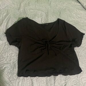 Black key hole crop top